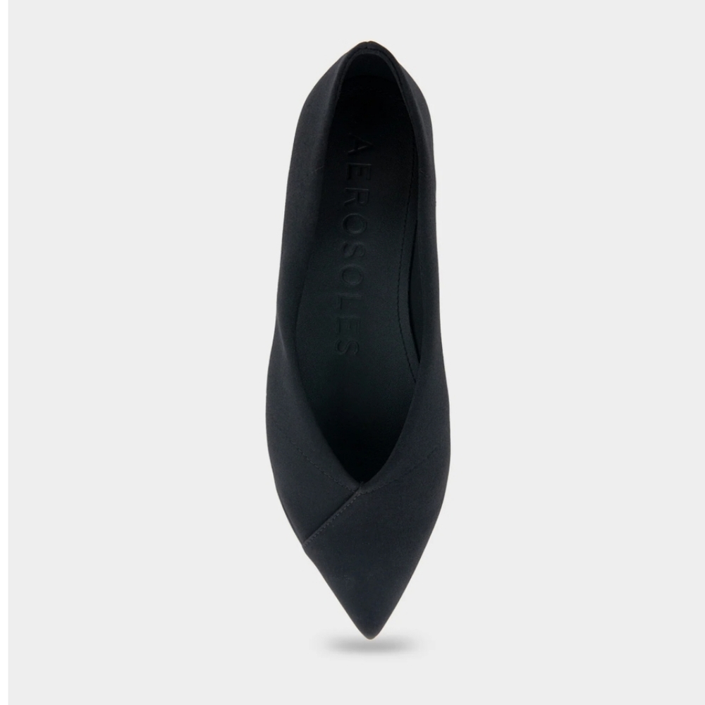Aerosoles Point Toe Stretch Flat Black Women's Size 9.5 NWT